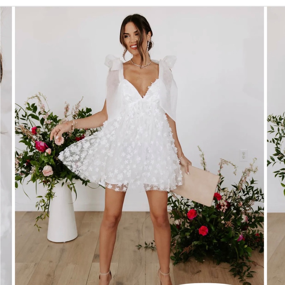 Floral Appliqué mini dress